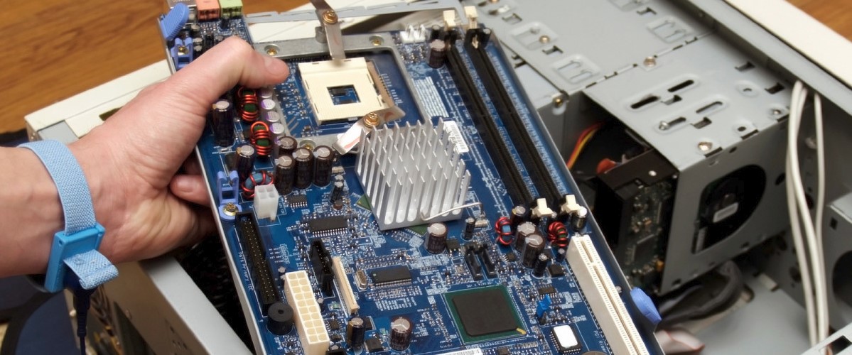Home Computer Repair In Madrid - Tel/WhatsApp: 692500286